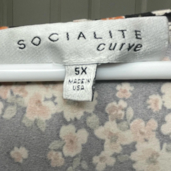 Socialite Curve Blouse Floral Short Sleeve Baby Doll Top Size 5x Bohemian Spring - Picture 4 of 6